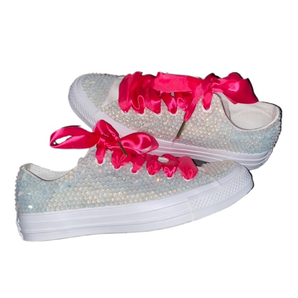 White Opal Crystal Low Top Converse Sizes 5-14 New In Box With Ribbon Laces - Picture 1 of 13